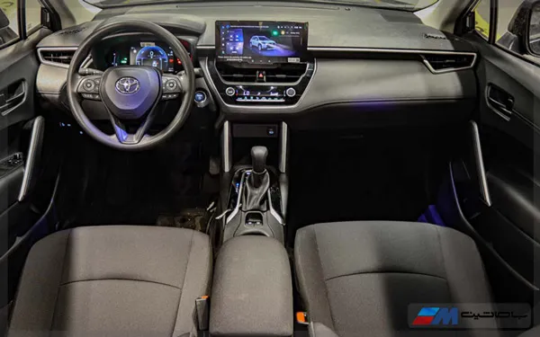 داخل خودرو کرولا کراس